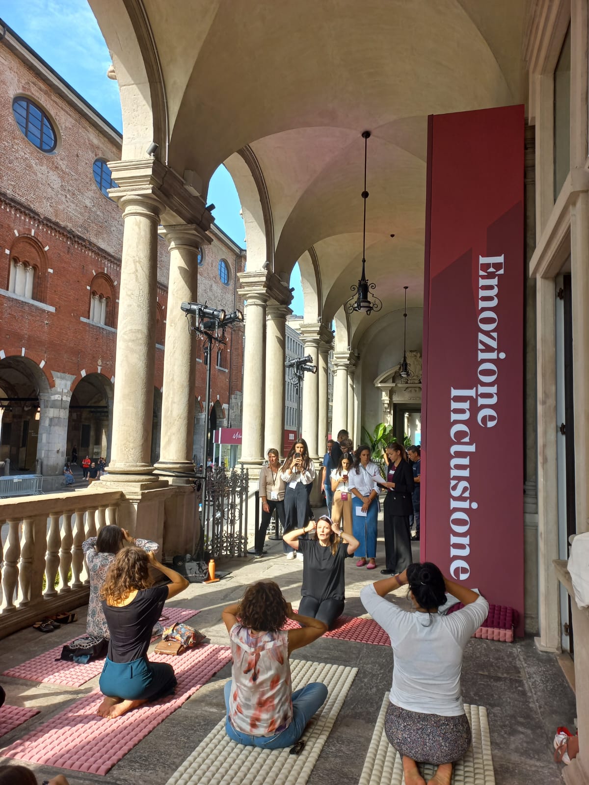 Corso Completo di Apprendimento Tecniche di Yoga Facciale Metodo Romina Ciaffi