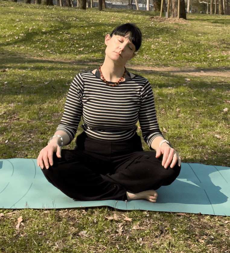 ONE TO ONE of Face Yoga - Two for U - 1 Live session of 45 min. + 1 follow up of 30 min.